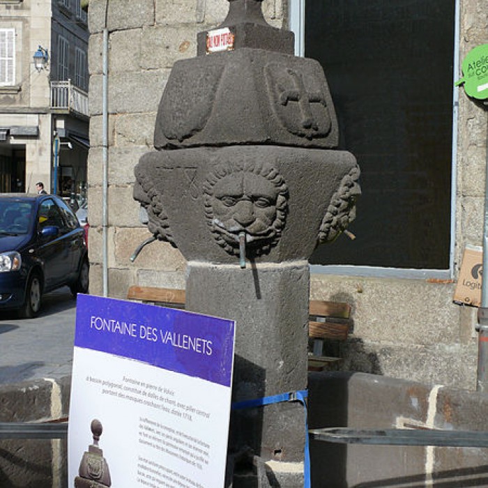 Photo de Fontaine de la place de lAncienne-Halle à Aubusson