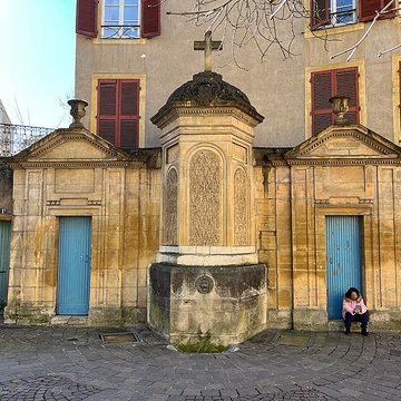 Fontaine de la place Sainte-Croix à Metz