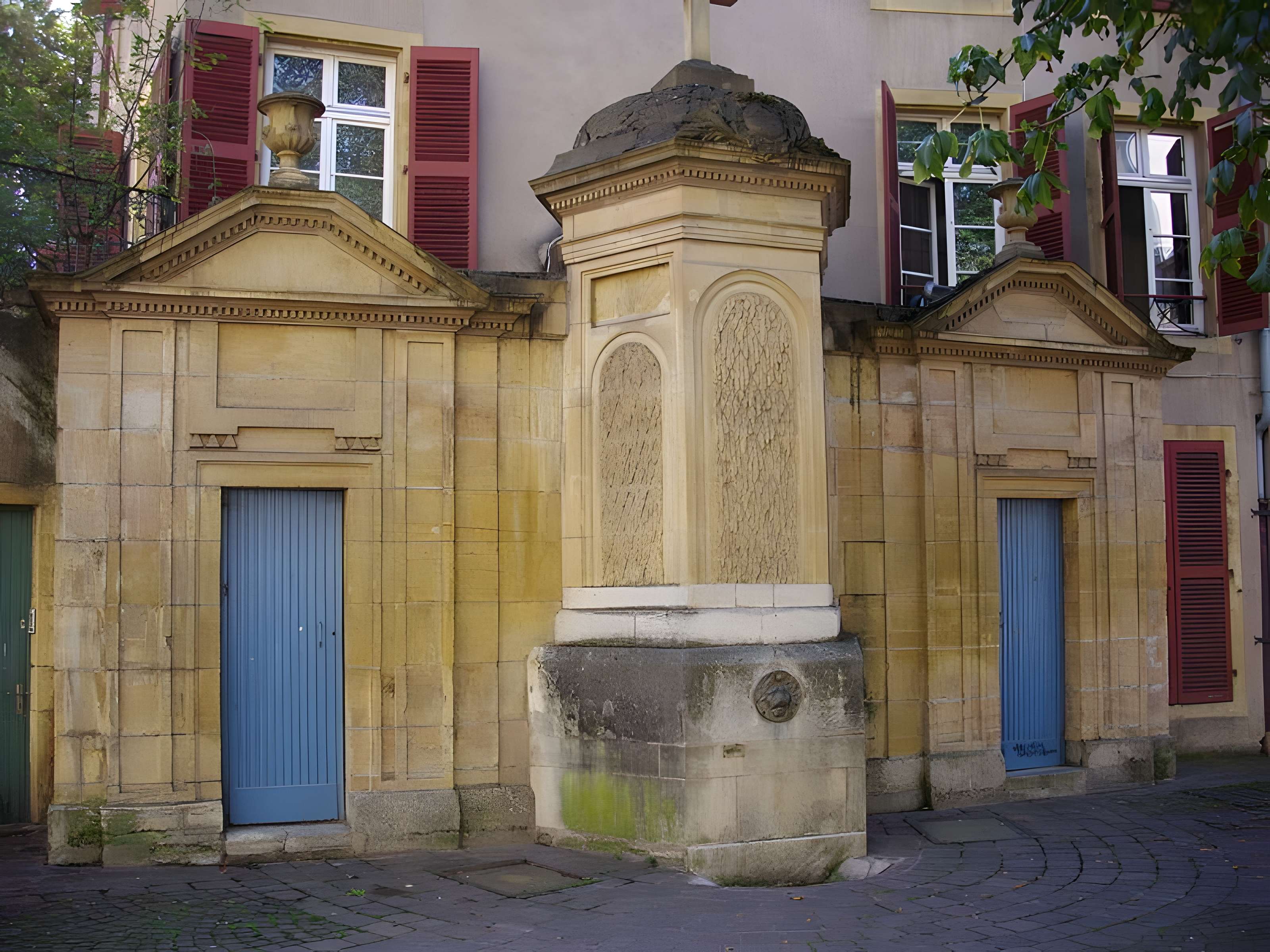Fontaine de la place Sainte-Croix à Metz 