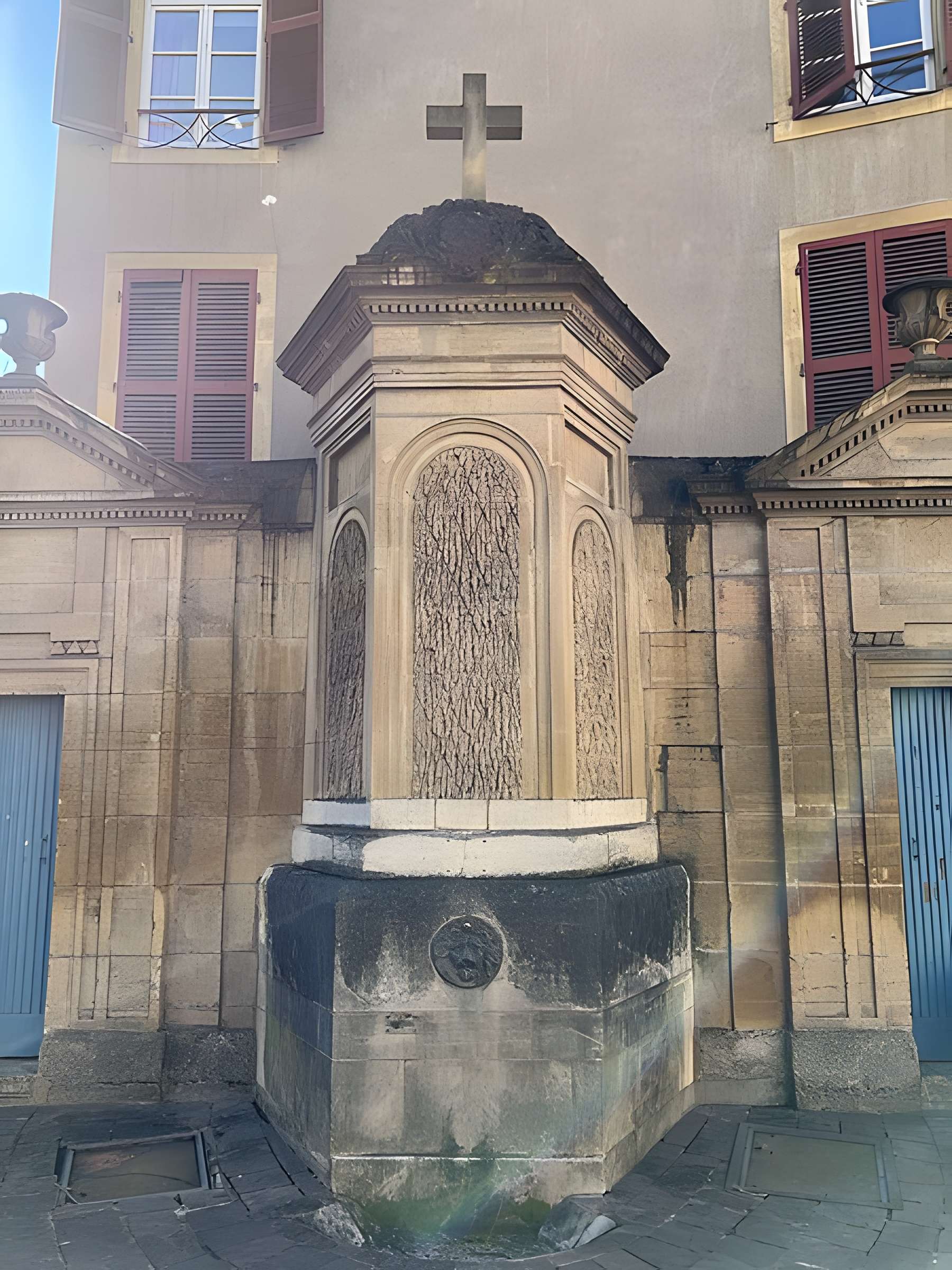 Fontaine de la place Sainte-Croix à Metz