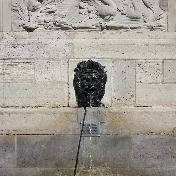 Photo de Fontaine de la place Saint-Louis de Versailles