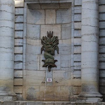 Fontaine de la Sirène à Poligny