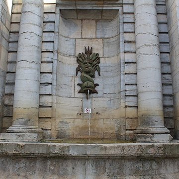 Fontaine de la Sirène à Poligny