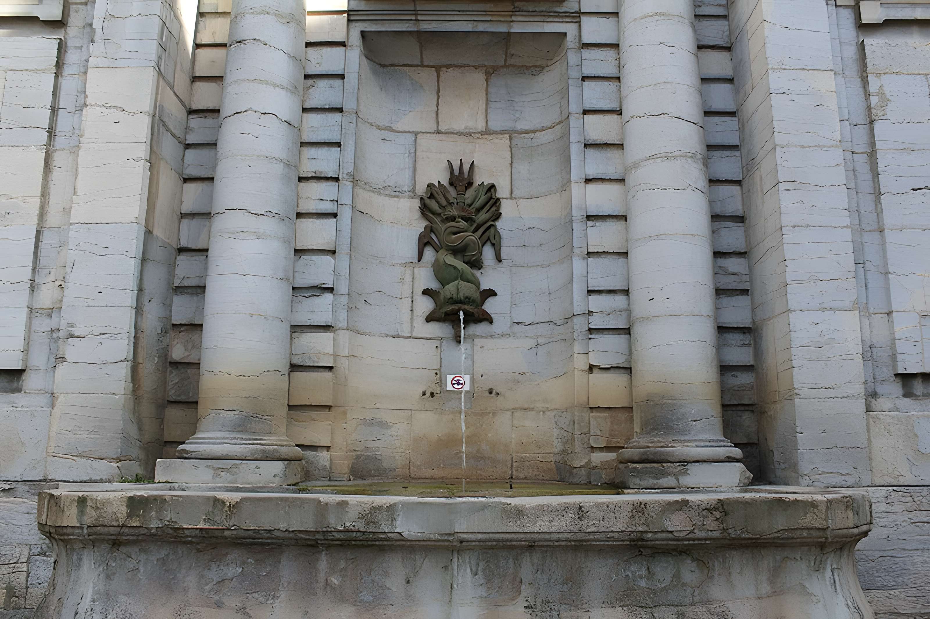 Fontaine de la Sirène à Poligny