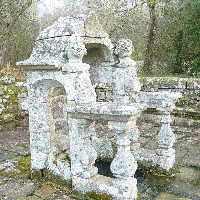 Photo de Fontaine de la Trinité-Bezver à Langonnet