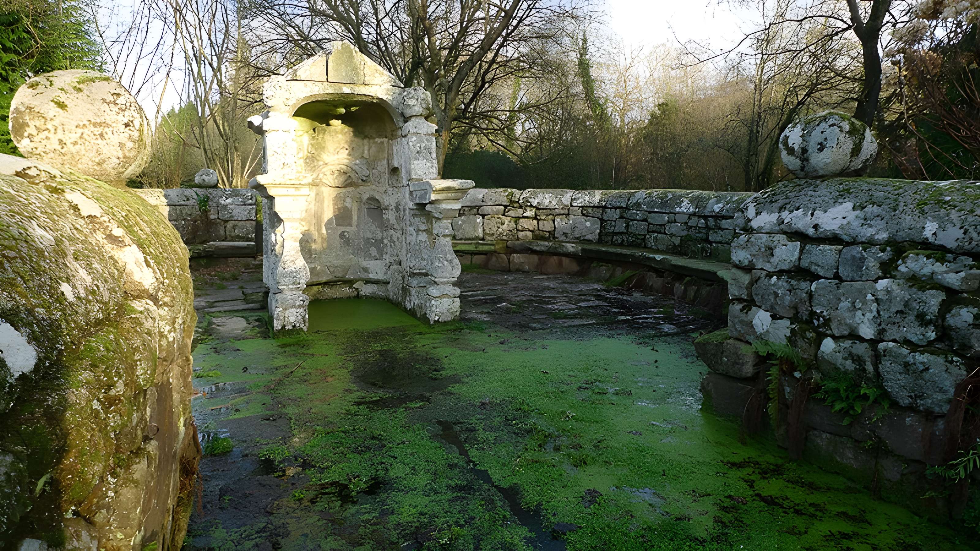 Fontaine de la Trinité-Bezver à Langonnet