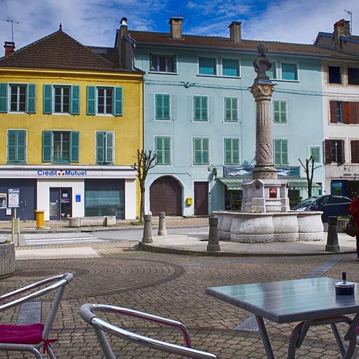 Photo de Fontaine de lhôtel de ville de Moirans-en-Montagne