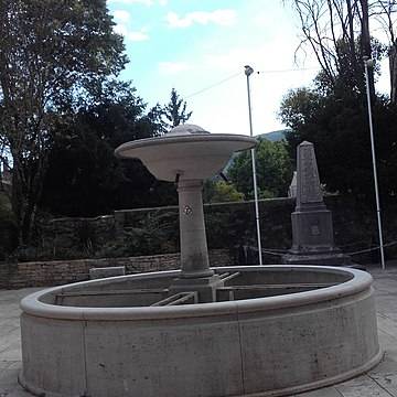 Fontaine de Méounes-lès-Montrieux