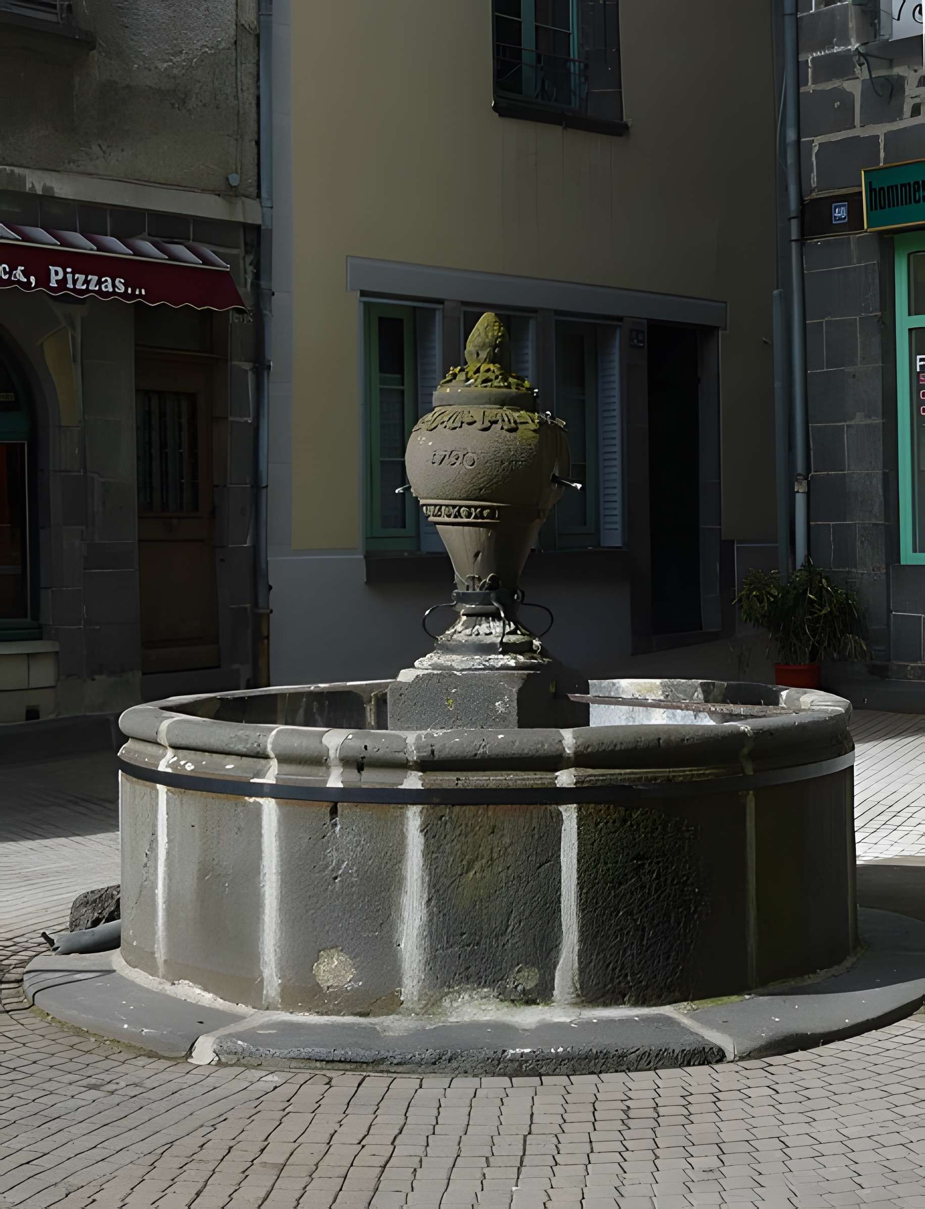 Fontaine de Saint-Flour