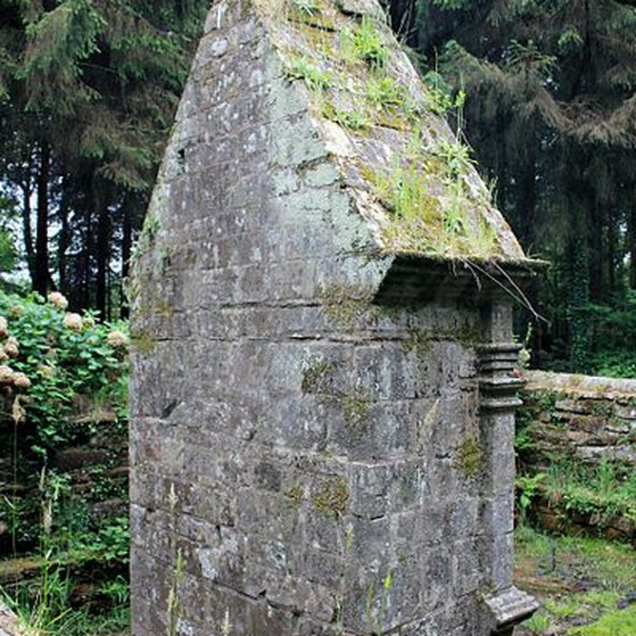 Photo de Fontaine de Saint-Jean-du-Poteau à Plumelin
