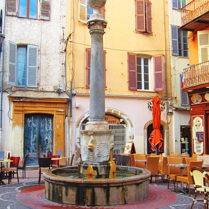 Photo de Fontaine de Vence à Antibes