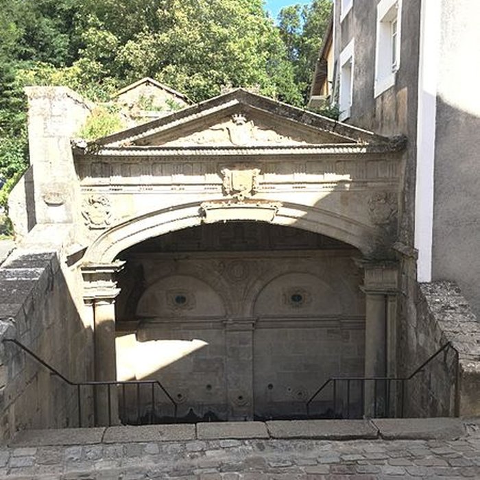 Photo de Fontaine des Quatre Tias de Fontenay-le-Comte