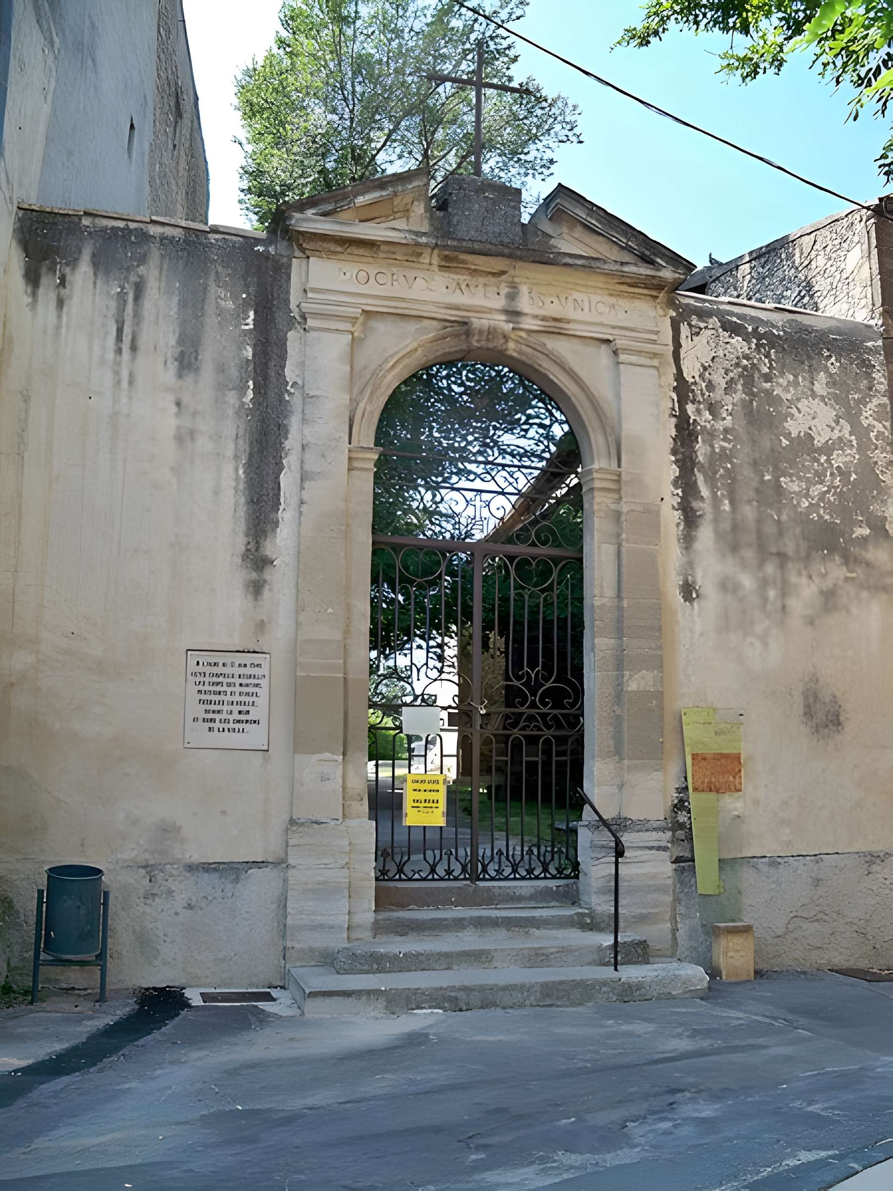 Chapelle des Pénitents blancs de Valréas