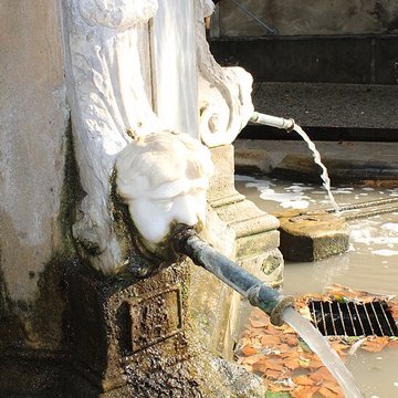 Fontaine du Pélican de Pélissanne