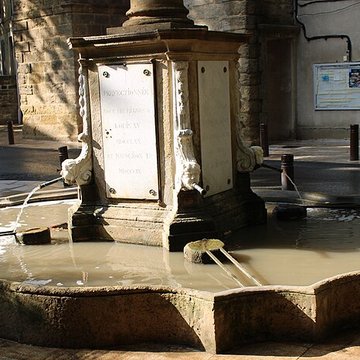 Fontaine du Pélican de Pélissanne