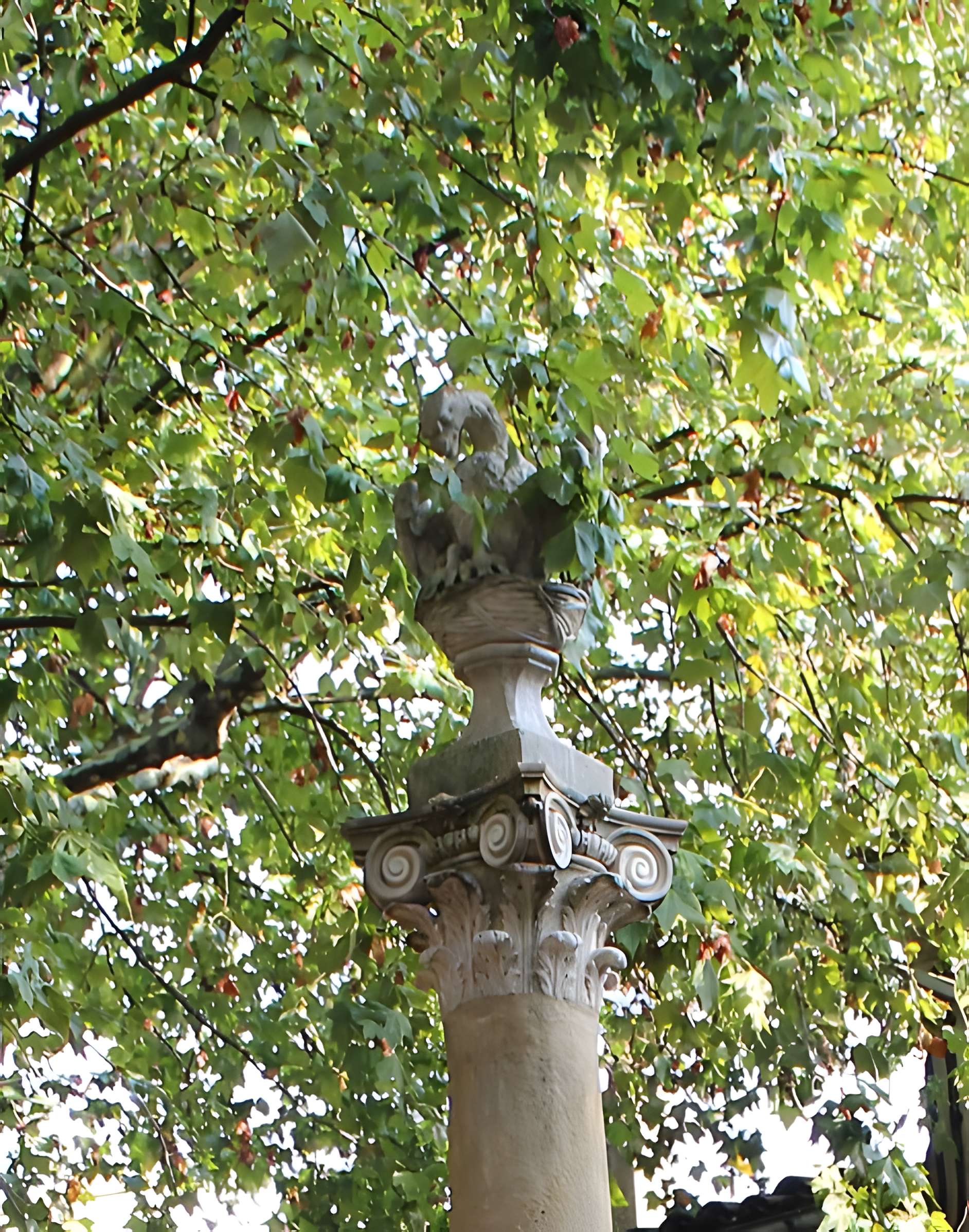 Fontaine du Pélican de Pélissanne