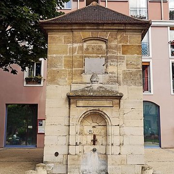 Eaux du Pré-Saint-Gervais : Fontaine du Pré-Saint-Gervais
