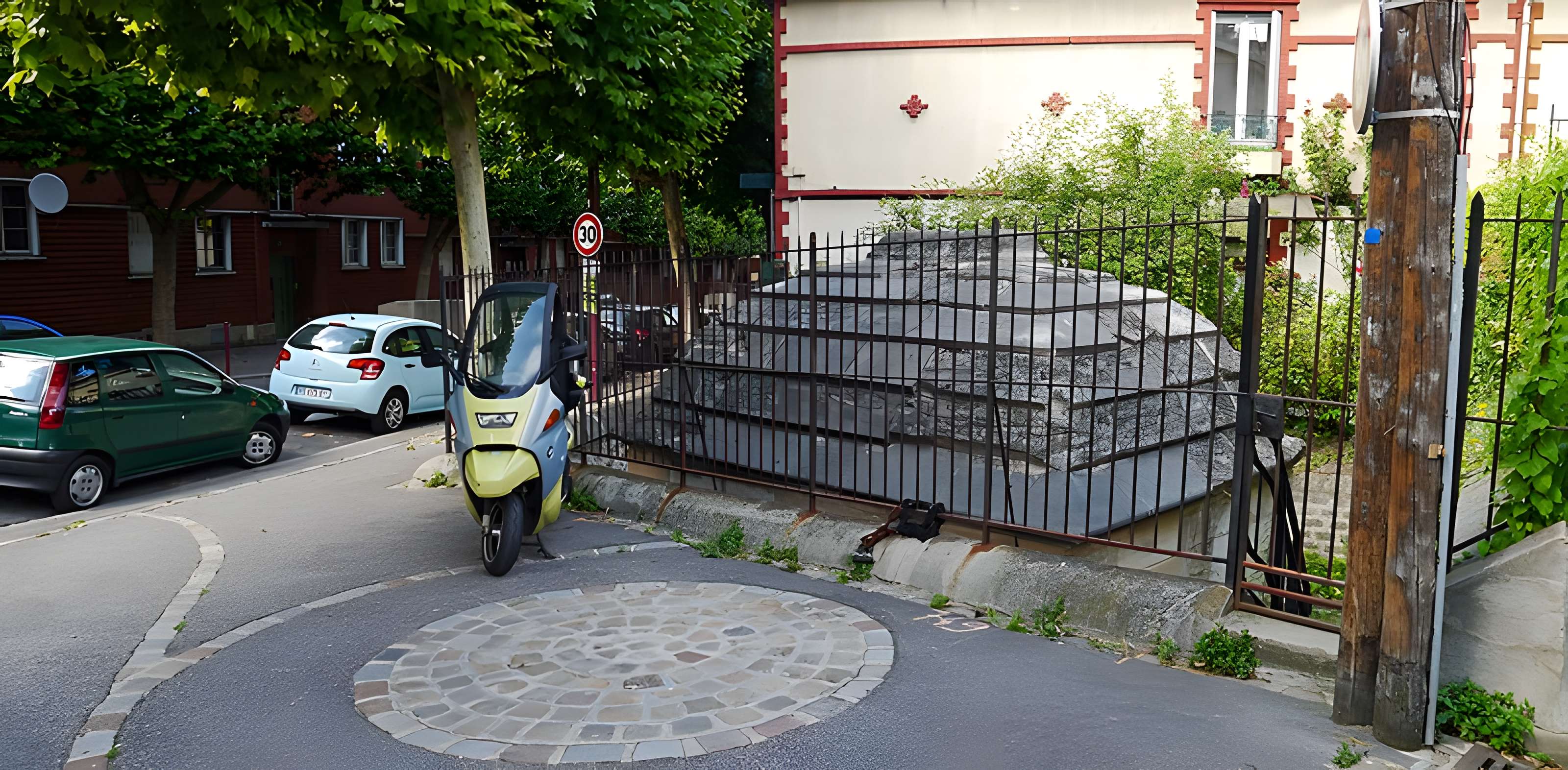 Eaux du Pré-Saint-Gervais : Fontaine du Pré-Saint-Gervais