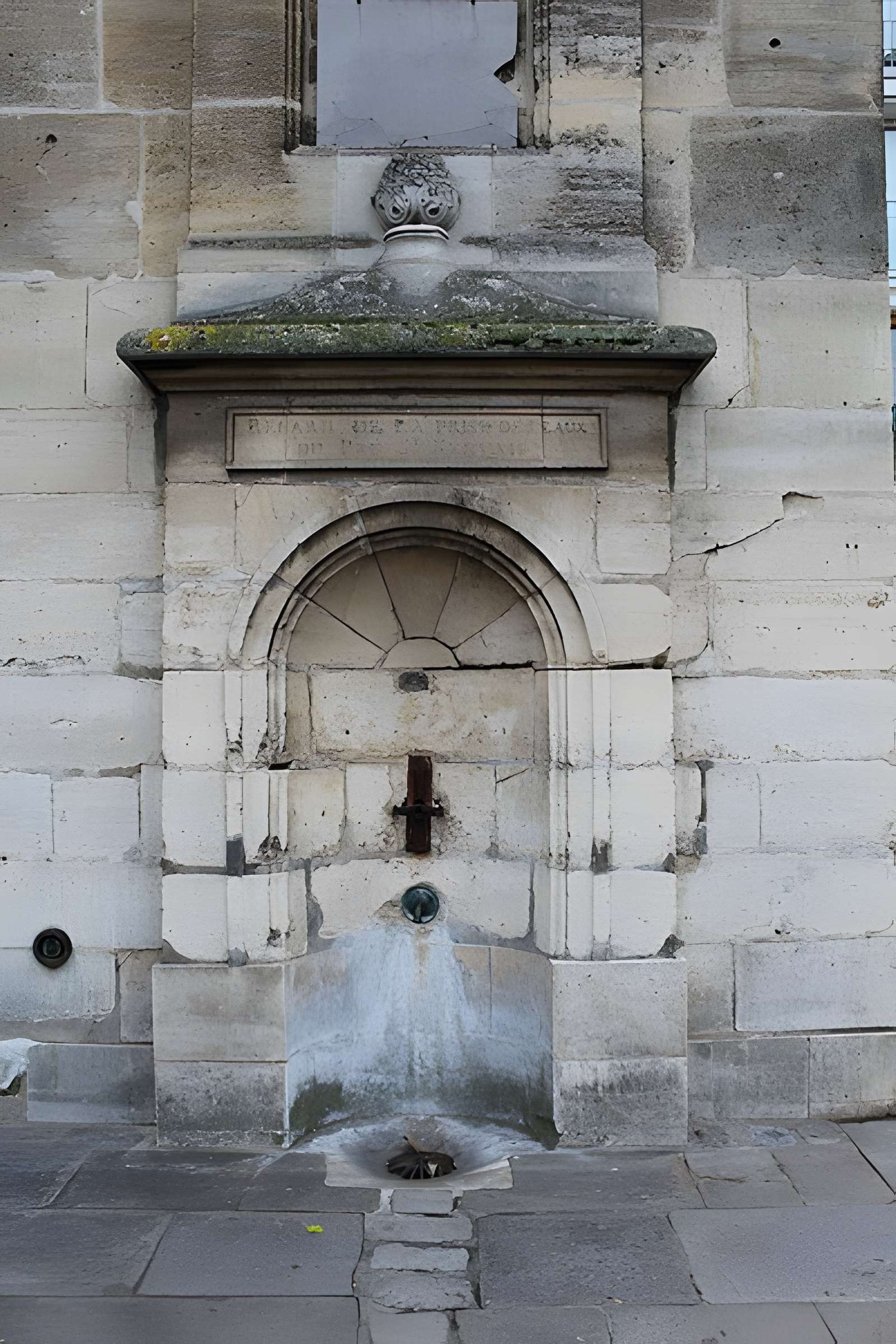 Eaux du Pré-Saint-Gervais : Fontaine du Pré-Saint-Gervais