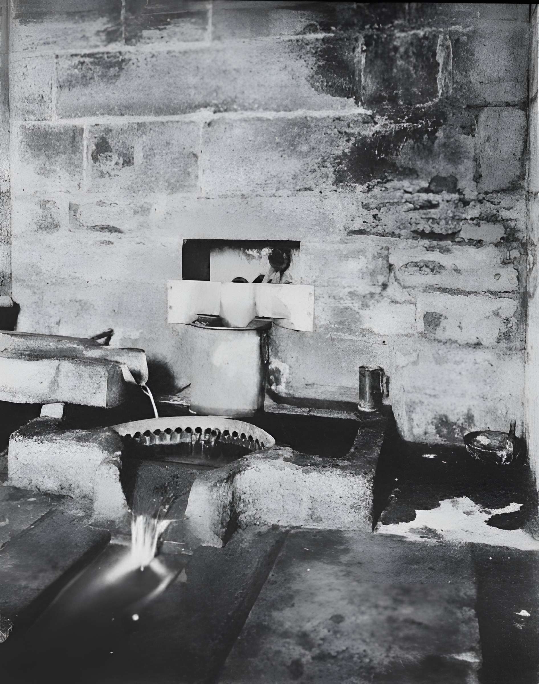 Eaux du Pré-Saint-Gervais : Fontaine du Pré-Saint-Gervais