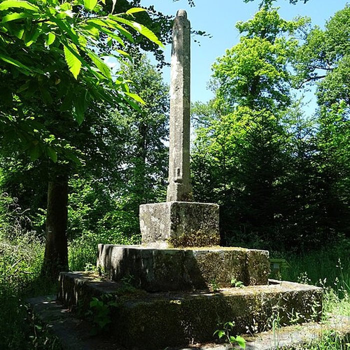 Photo de Fontaine et calvaire de Saint-Conval dHanvec
