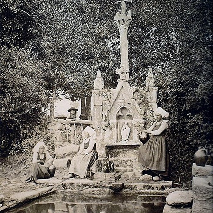 Photo de Fontaine et calvaire du Drennec de Clohars-Fouesnant