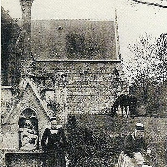 Photo de Fontaine et calvaire du Drennec de Clohars-Fouesnant