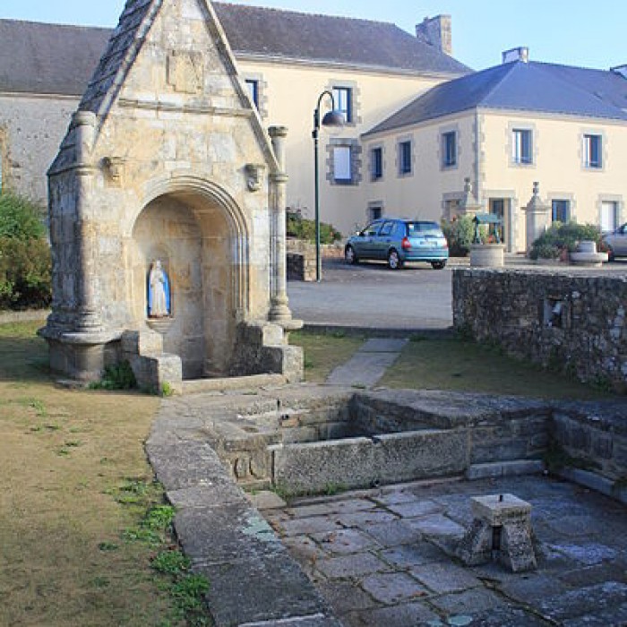 Photo de Fontaine Notre Dame de la Fosse à La Chapelle-Neuve