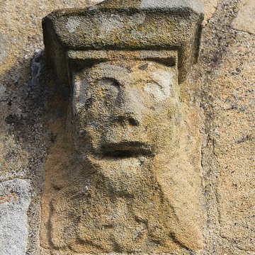 Fontaine Notre Dame de la Fosse à La Chapelle-Neuve