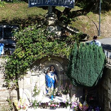 Fontaine Notre-Dame-du-Roncier de Josselin