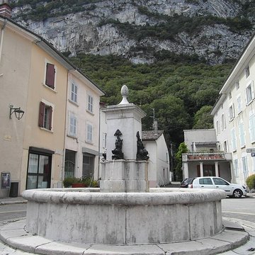 Fontaine Place de la République de Sassenage
