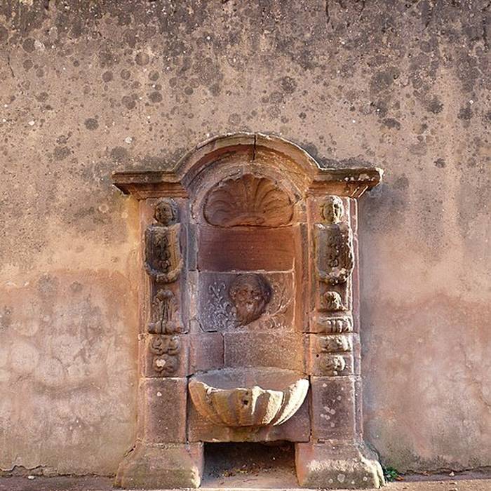 Photo de Fontaine Place du Chapitre de Saint-Dié-des-Vosges