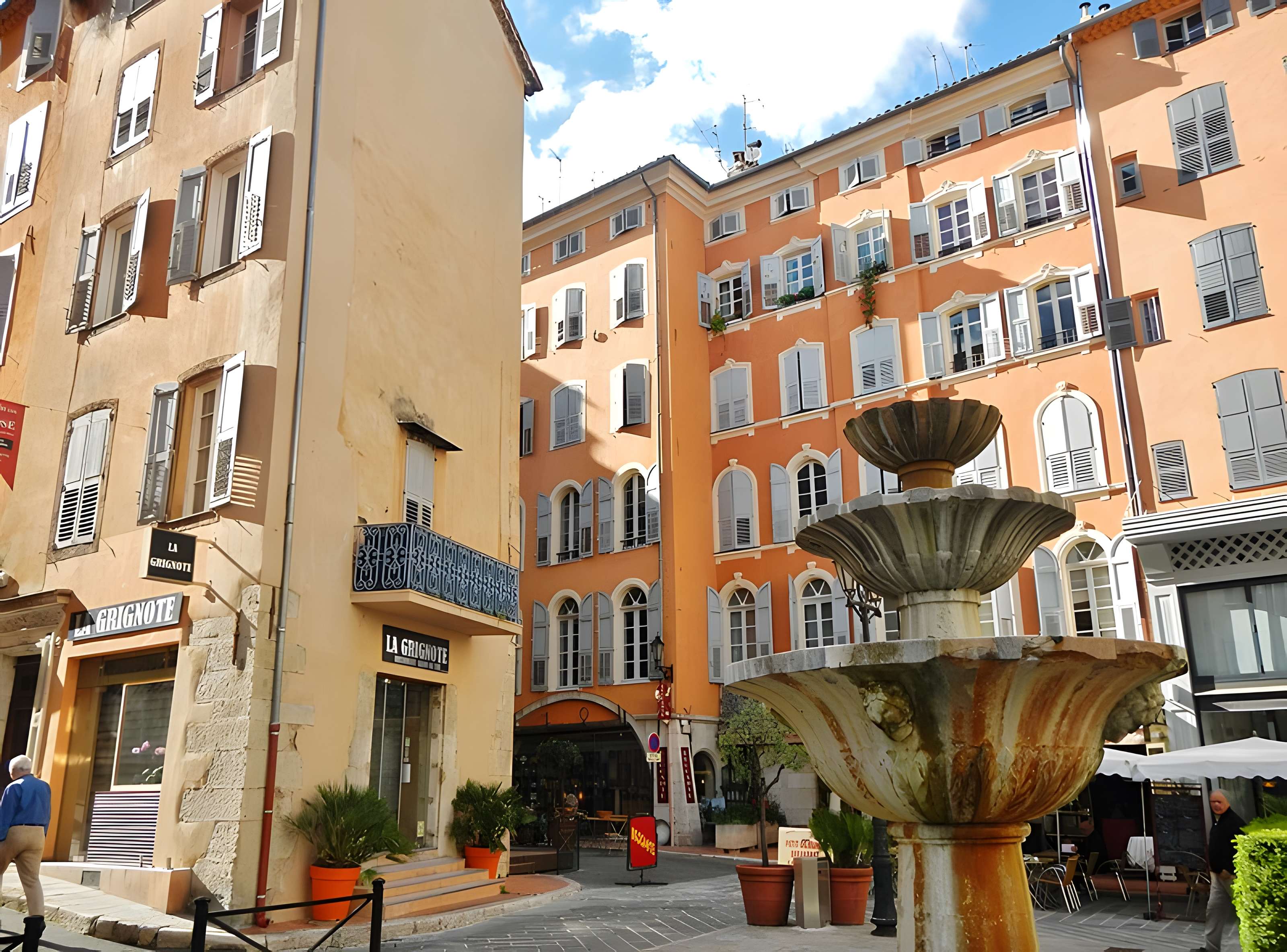 Fontaine publique de Grasse