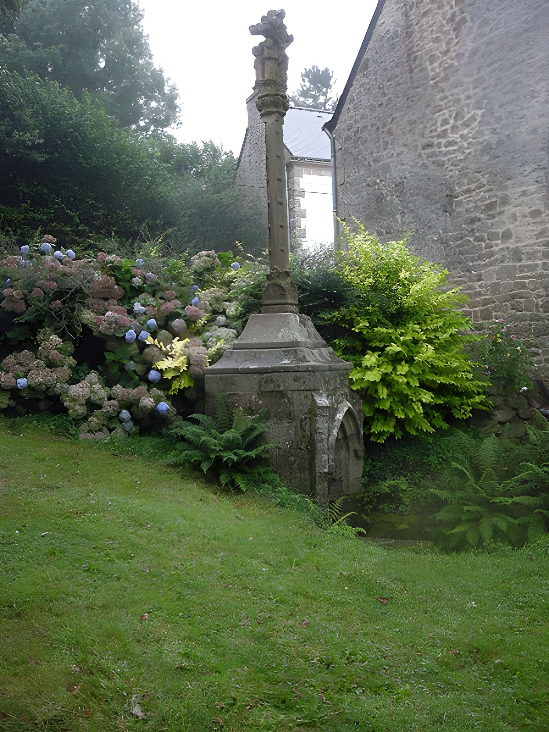 Fontaine Saint-Adrien de Saint-Barthélemy 