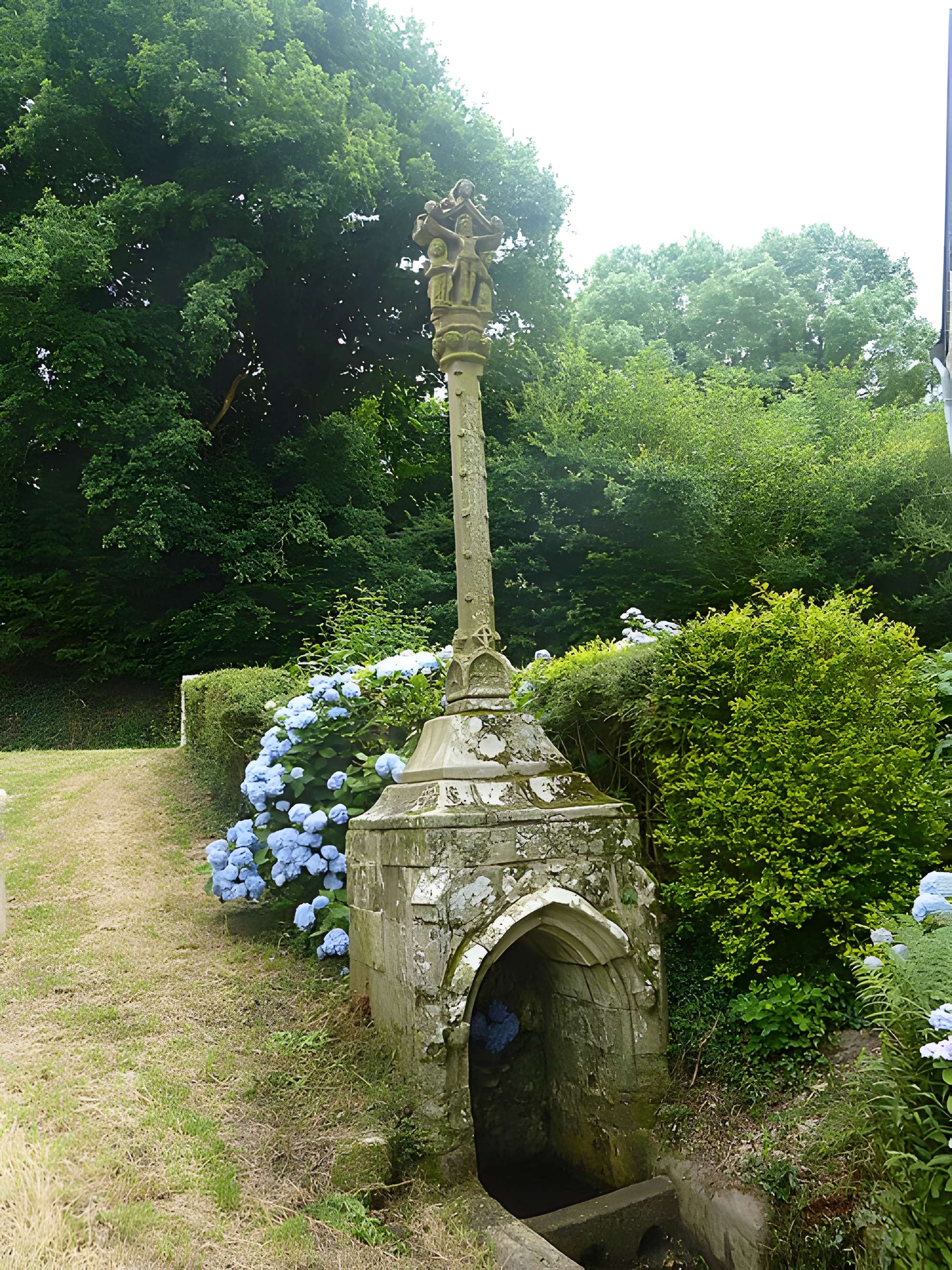 Fontaine Saint-Adrien de Saint-Barthélemy