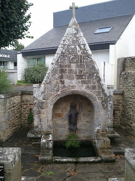 Photo de Fontaine Saint-Colomban de Locminé