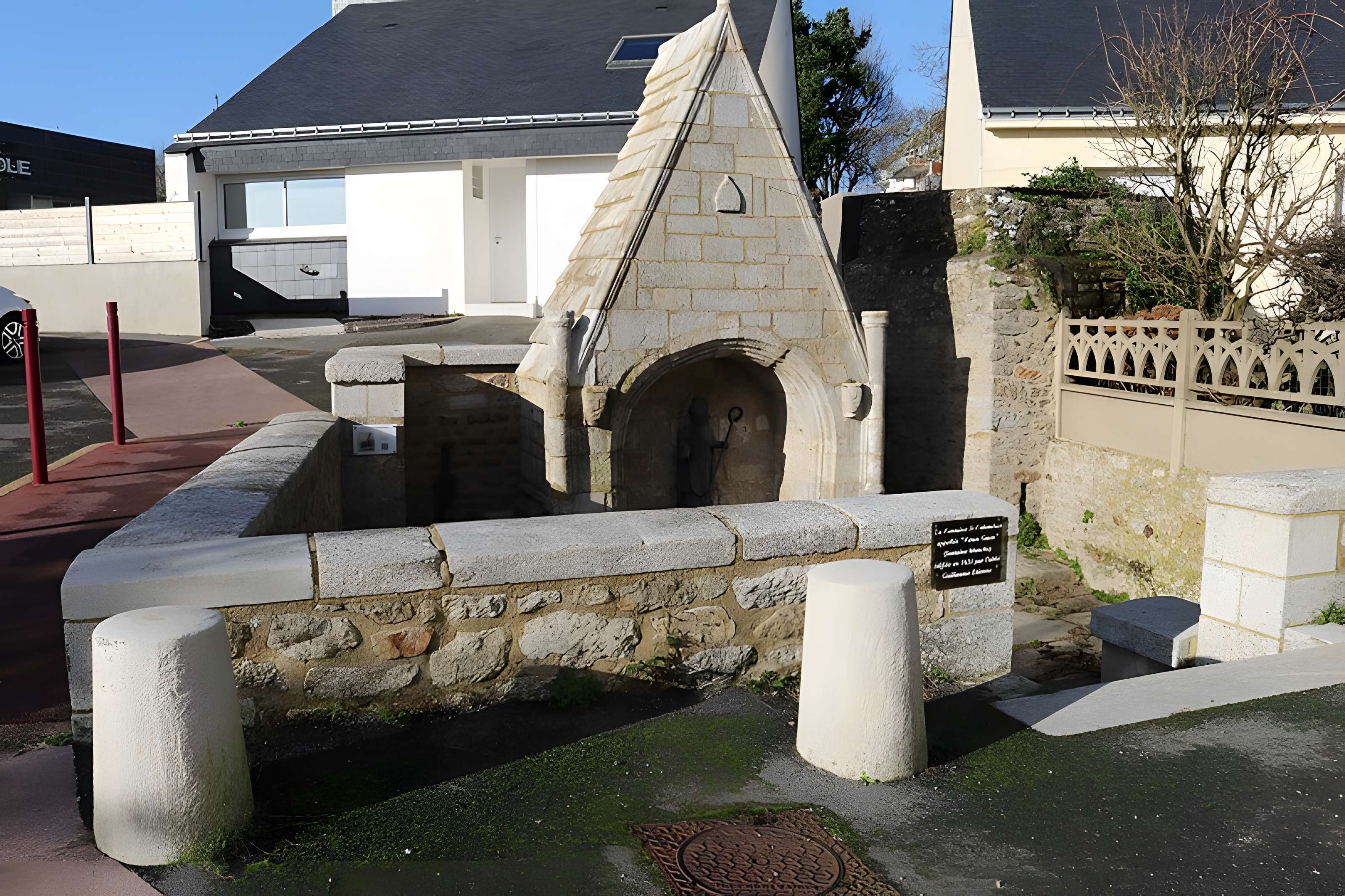 Fontaine Saint-Colomban de Locminé