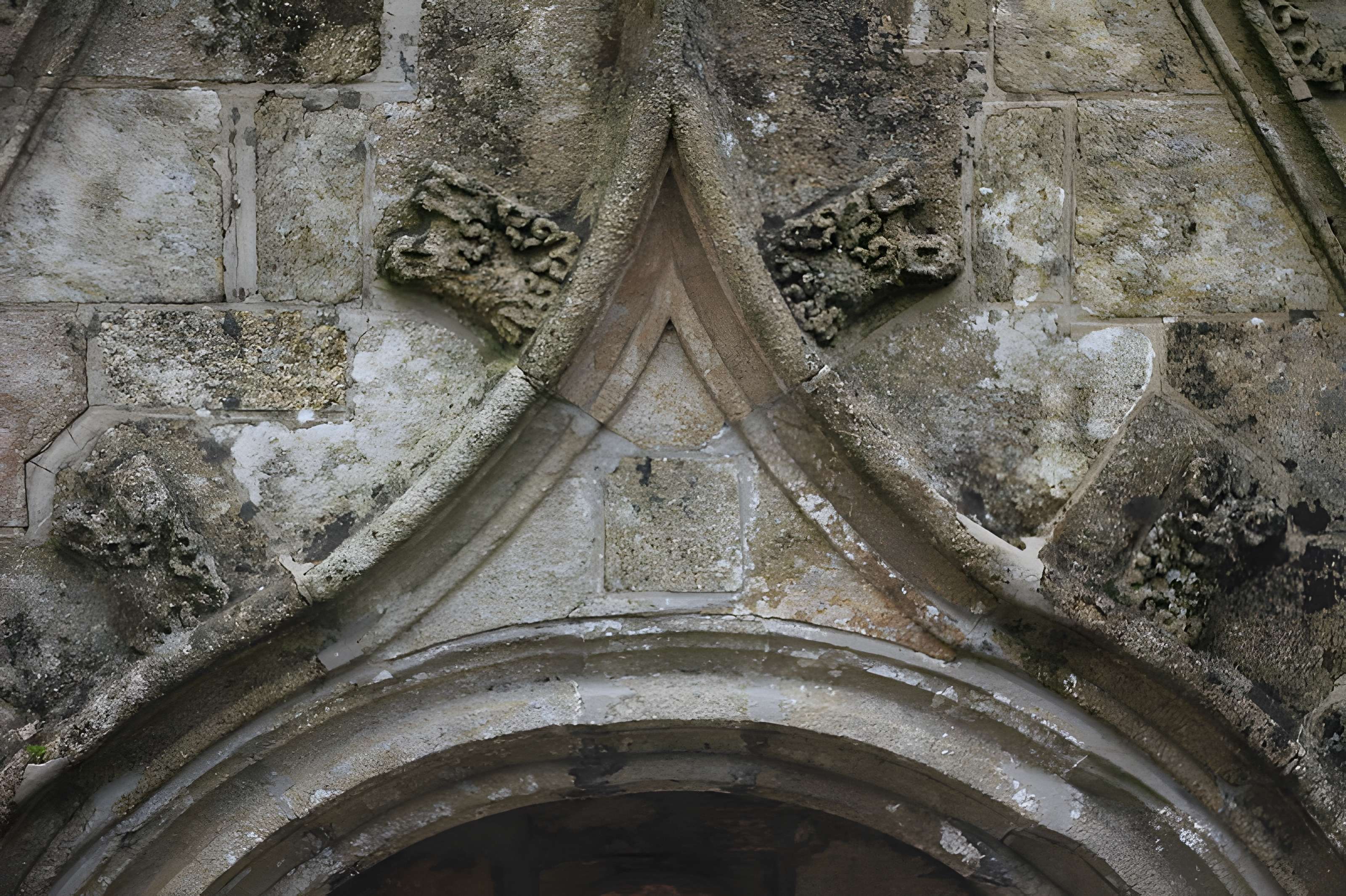 Fontaine Sainte-Julitte et son enceinte