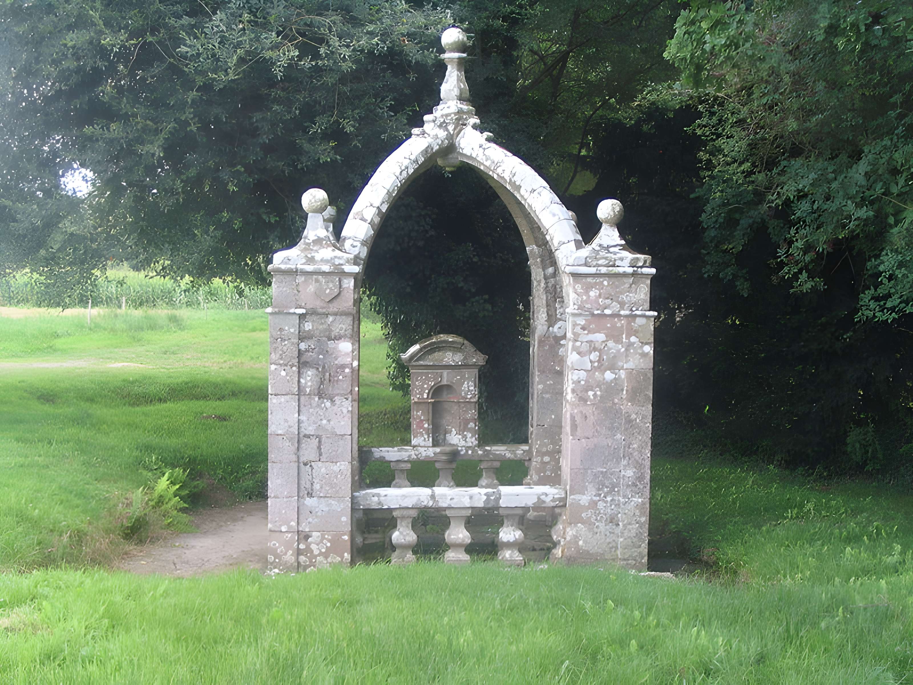 Fontaine Saint-Fiacre de Radenac