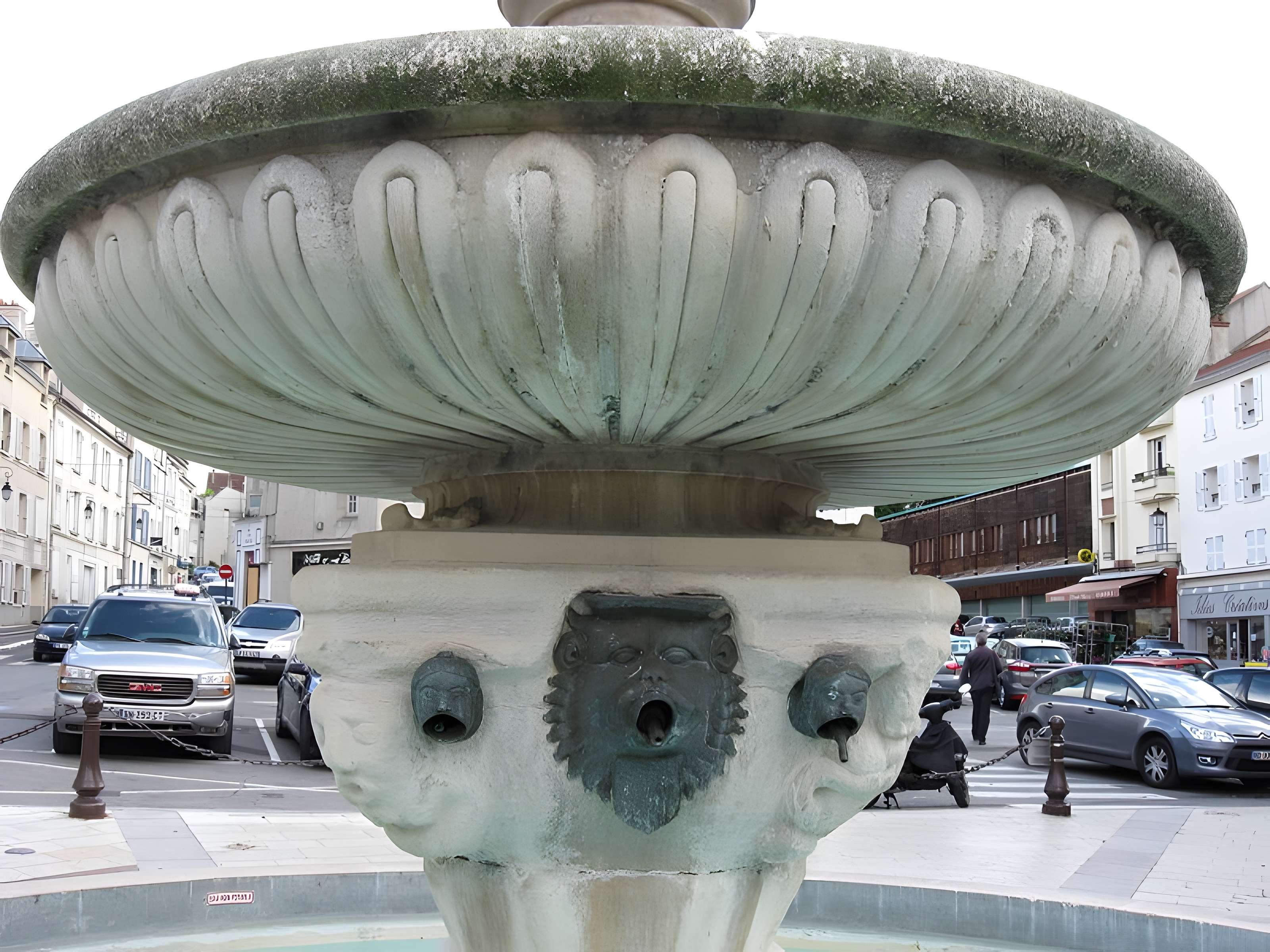 Fontaine Saint-Fursy de Lagny-sur-Marne 
