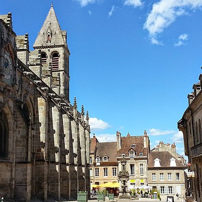 Photo de Fontaine Saint-Lazare dAutun