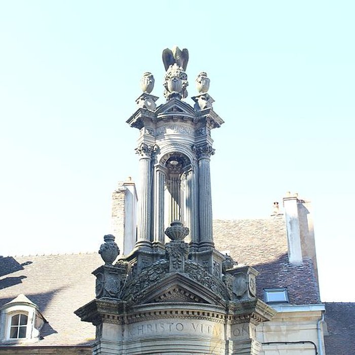 Photo de Fontaine Saint-Lazare dAutun