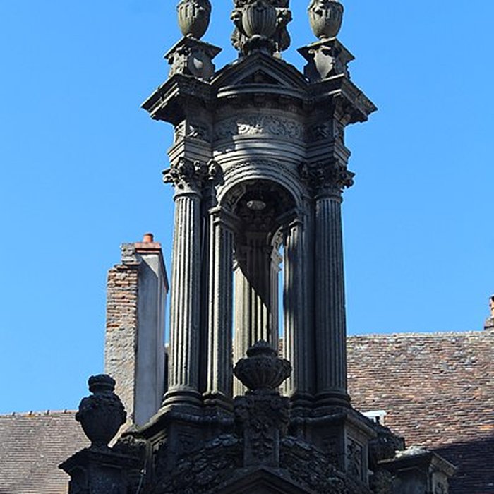 Photo de Fontaine Saint-Lazare dAutun