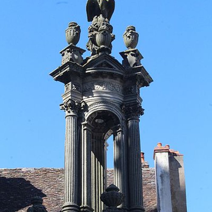 Photo de Fontaine Saint-Lazare dAutun