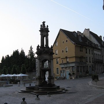 Fontaine Saint-Lazare dAutun
