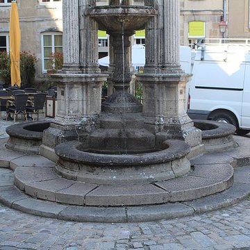 Fontaine Saint-Lazare dAutun