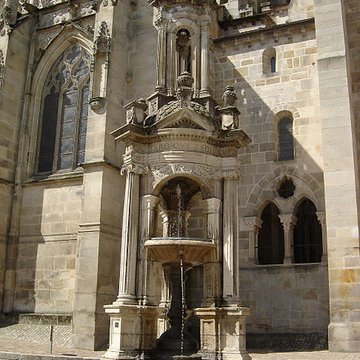 Fontaine Saint-Lazare dAutun