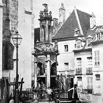 Fontaine Saint-Lazare dAutun