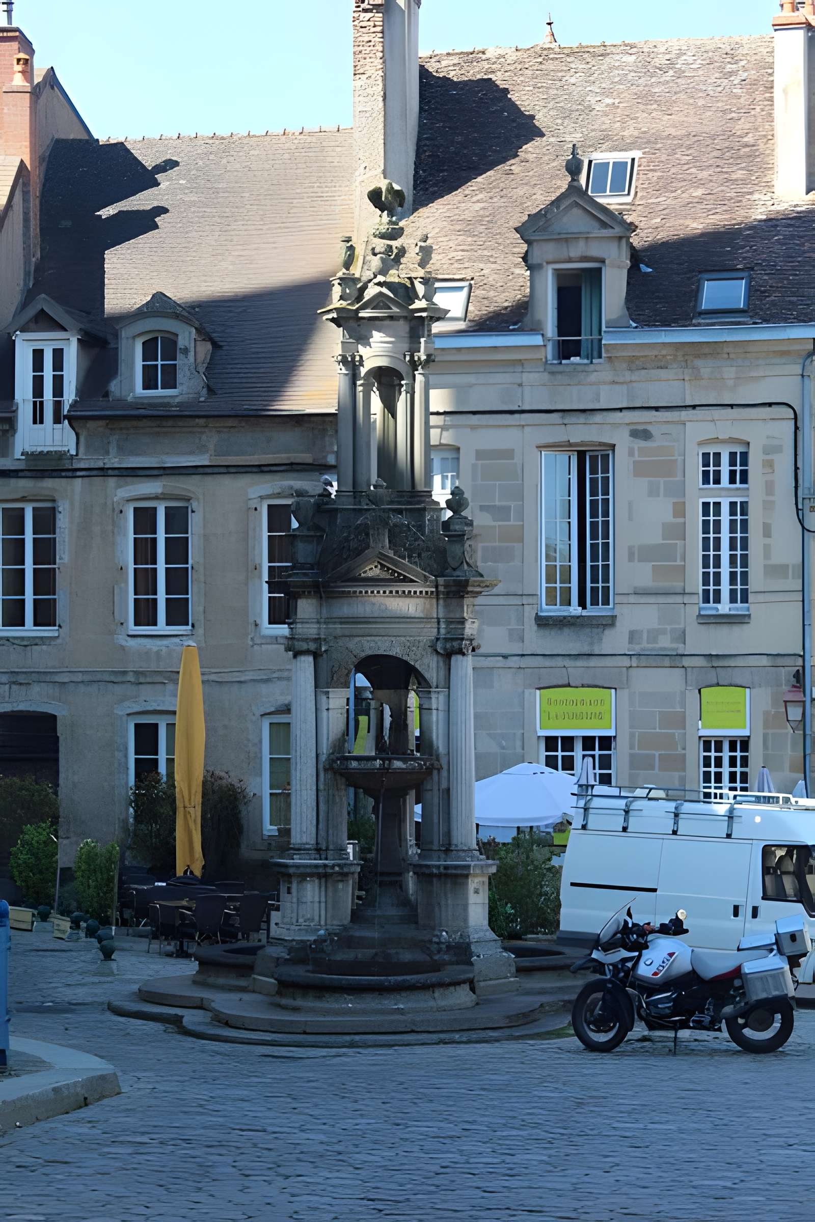 Fontaine Saint-Lazare d'Autun