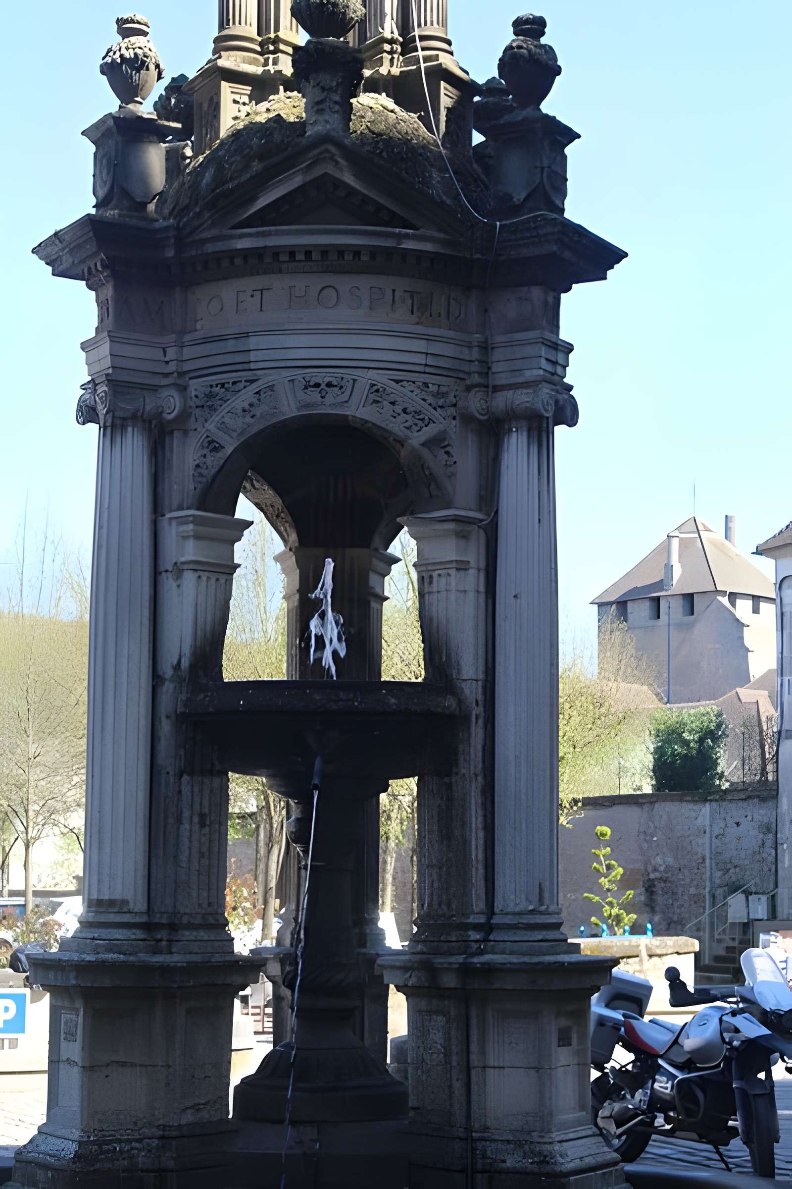 Fontaine Saint-Lazare d'Autun